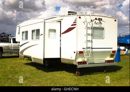 Caravane Aerolite à un événement en plein air en UK Banque D'Images