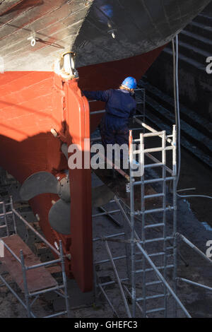 Tall Ship Kaskelot en cale sèche pour des réparations et entretien Banque D'Images