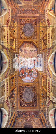 BRESCIA, ITALIE - 23 MAI 2016 : la fresque au plafond avec gloire de Saint Faustino et Giovita et Bernardino Gandino Banque D'Images