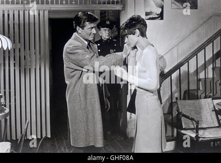 Attendre jusqu'à ce que DARK USA 1967 Terence Young Efrem Zimbalist JR., Audrey Hepburn comme aveugle Susy Hendrix Regie : Terence Young Banque D'Images