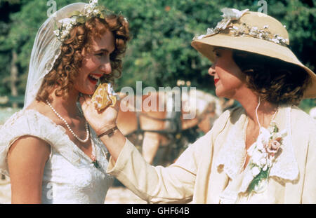 LAURA DERN (* 10. Februar 1967 à Los Angeles, Kalifornien) ist eine US-amerikanische Schauspielerin. Laura Dern, US-américain. Anniversaire : 10. fév. 2007 - ' ' 40. image : Laura Dern comme Rose avec Diane Ladd dans 'Rambling Rose' (1991). Banque D'Images