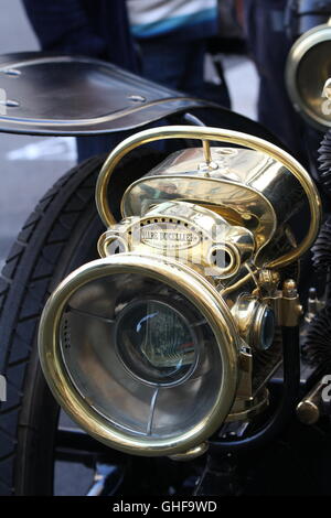 Détail de l'ancien combattant Delaugere Clayette et voiture en 1904 à l'automobile, Londres, Royaume-Uni. Banque D'Images