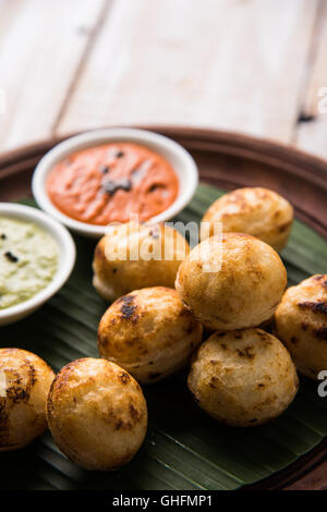 La nourriture populaire du sud de l'Inde ou Appe Appam ou rava Appe Banque D'Images