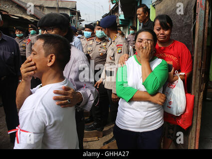 Jakarta, Jakarta, Indonésie. 28 Sep, 2016. Règlement d'expulsion à Bukit Duri, Jakarta, qui vit à la périphérie de la rivière dans le cadre de la rivière Ciliwung programme de normalisation menées par l'administration de Jakarta. Puis les personnes touchées l'expulsion relocalisé en appartements qui ont été fournis par le gouvernement local © Denny Pohan/ZUMA/Alamy Fil Live News Banque D'Images