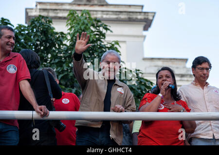 Campinas, São Paulo, Brésil. 28 Sep, 2016. L'ancien Président du Brésil, Luiz Inacio Lula da Silva s'exprime à l'événement d'une campagne électorale ou le Parti des travailleurs (PT). Lula a été récemment accusé de corruption par les procureurs à l'opération lavage de voitures. Credit : Gábor Basch/Alamy Live News Banque D'Images
