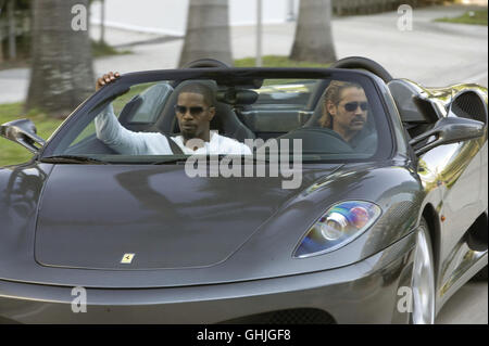 MIAMI VICE / USA 2006 / Michael Mann Jamie Foxx : Ricardo Tubbs et Colin Farrell, le détective Sonny Crockett régie : Michael Mann Banque D'Images
