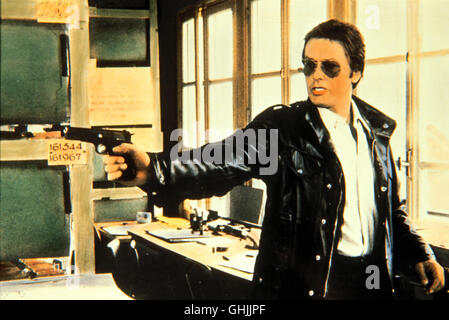 Konzernbesitzers Todesliste auf einer gerät der Zocker Gerfaut (Alain Delon). Regie : Jacques Deray aka. Trois hommes A Abandonner Banque D'Images