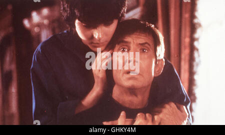 Bild : MEG TILLy (Mary), Norman Bates (ANTHONY PERKINS) Régie : Richard Franklin aka. Psycho II Banque D'Images