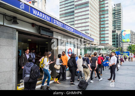 La station de métro Warren Strreet, Londres, Angleterre, Royaume-Uni Banque D'Images