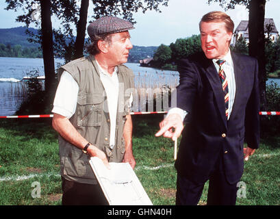 https www alamyimages fr photo image hotelier stiller jochen busse l und hochwurden hans clarin bekommen sich in die haare da stiller auf der pfarrwiese ein hotel bauen lassen se regie otto retzer w 114205722 html