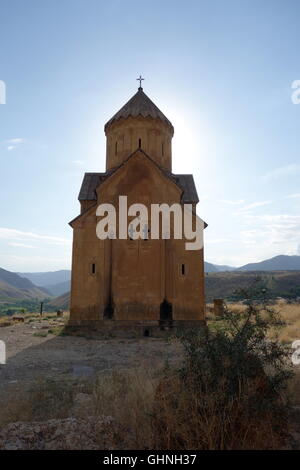 Mère de Dieu église Aréni S Arménie construit 1321 croix typique sous forme de dôme vu dans un paysage montagneux Banque D'Images