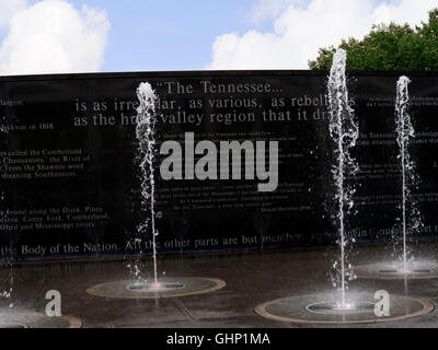 Arizona Memorial Fountain sculptures et aux personnes impliquées dans les conflits à travers le monde à Nashville Banque D'Images