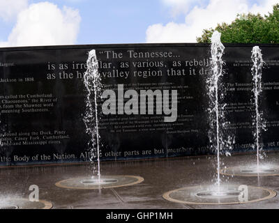 Arizona Memorial Fountain sculptures et aux personnes impliquées dans les conflits à travers le monde à Nashville Banque D'Images