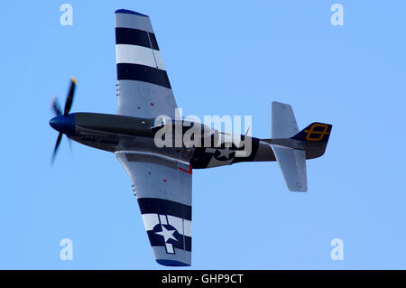 Peter Teichman battant Mustang P-51D Jumpin Jaques à Southport Banque D'Images