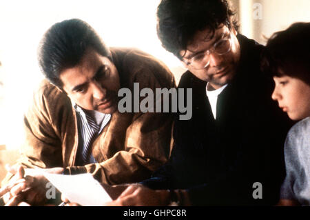 DAS KÖNIGSSPIEL - EIN MEISTER WIRD GEBOREN Searching for Bobby Fisher Josh Waitzkin ist trotz senneur Jugend ein Schachgenie. The Talent weckt den Ehrgeiz seines Vaters Fred. Er est aus dem Jungen eine unschlagbare Schachmaschine machen und schickt nhi dans die Schule des harten Lehrers Pandolfini... Bild : Fred Waitzkin (Joe Mantegna), Josh Waitzkin (MAX POMERANC) Régie : Steven Zaillian aka. Searching for Bobby Fischer Banque D'Images