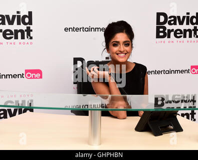 Mandeep Dhillon assister à la première mondiale de David Brent : La vie sur la route à Leicester Square, Londres. ASSOCIATION DE PRESSE Photo. Photo date : mercredi 10 août, 2016. Voir PA Story SHOWBIZ Brant. Crédit photo doit se lire : Ian West/PA Wire. Banque D'Images