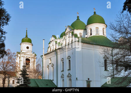 Monastère de Florivsky à Kiev, Ukraine. Église de l'Ascention et clocher. Banque D'Images