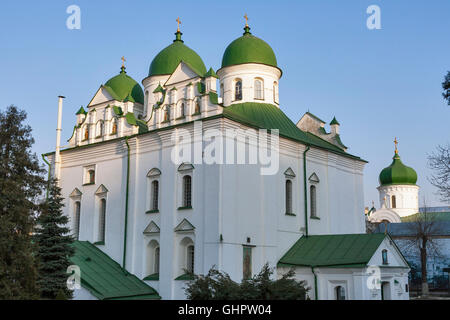 Monastère de Florivsky à Kiev, Ukraine. Église de l'Ascention et clocher. Banque D'Images