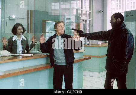 Folge : Hassliebe aus den Freunden und Leo Oskar sind erbitterte Feinde geworden. Guerre Auslöser Lena Schiefer, die Geliebte Oskars geworden ist. Der Kampf um Lena wird immer nur perfideren Methoden ausgetragen. Als Polizist Leo seinen Jugendfeind in flagranti bei einem Bankraub stellen, kann mit einer Geisel entkommen Oskar... Voir : Zufällig wird Matula (CLAUS THEO GÄRTNER), Oskar Berghoff Zeuge als (SILVAN-PIERRE LEIRICH) eine Bank überfällt und die Bankangestellte (NINA ALPERS) bedroht. Regie : Claus Theo Gärtner aka. Hassliebe Banque D'Images