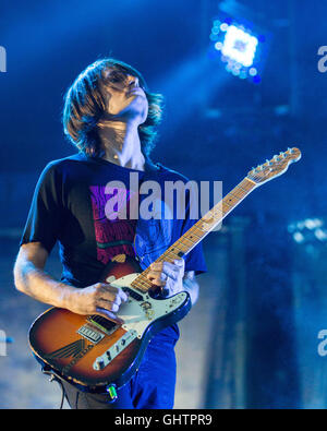 29 juillet 2016 - Chicago, Illinois, États-Unis - Jonny Greenwood de Radiohead effectue en direct lors du Festival de musique Lollapalooza au Grant Park de Chicago, Illinois (Image Crédit : © Daniel DeSlover via Zuma sur le fil) Banque D'Images