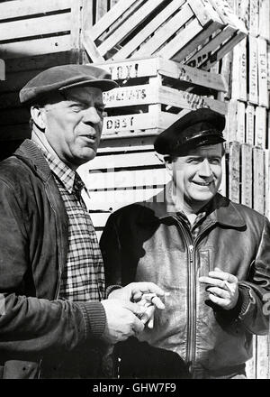 KEIN MANN ZUM HEIRATEN-5 Wolf Kruse, der Sohn von Großindustriellen, ist ein Sportsmann von internationalem sonna. Er hat Charme, genügend Geld, aber Er hat in seinem Leben nie ernsthaft cours de travail. Als er sich der 40 nähert Erfolge und seine sportlichen nachlassen beschließt, er zu heiraten und in die Leitung der Werke väterlichen einzutre-dix. Aber der Vater weigert sich dem', 'eine führende Nichtstuer Position zu überlassen. Auch Brigitte, seine langjährige Gefähr-étain gibt ihm einen Korb mit der Begründung, dass er sich selber nicht einmal, geschweige denn eine Familie ernähren könne. Banque D'Images