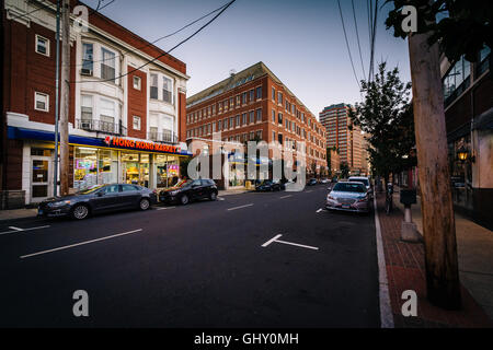 Whitney Avenue, à New Haven, Connecticut. Banque D'Images