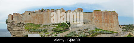 Panorama de l'ancienne citadelle de Bonifacio Banque D'Images