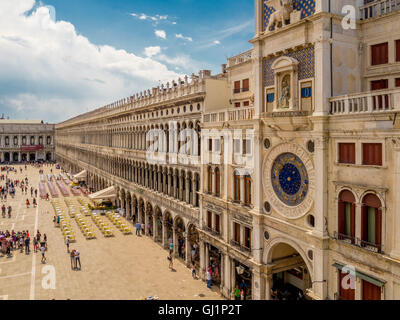 La tour de l'horloge, la Place St Marc. Venise, Italie. Banque D'Images