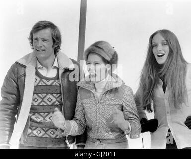 BANKRAUB SUIS MONTE ROSA - durch einen spektakulären Bankraub Christian wollen und seine Freunde ein reichen banquier um eine Viertelmillion Dollar erleichtern. Voir : Skiprofi Christian (JEAN-CLAUDE KILLY), Monica (DANIéLE GAUBERT) und Lorraine (DELIA BOCCARDO) lieben den Nervenkitzel. Regie : George Englund aka. Les raiders de Ski Banque D'Images