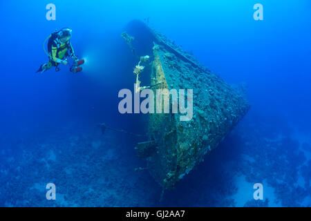 Naufrage du Salem Express en face de Safaga et plongée sous-marine sur épave, Safaga, Red Sea, Egypt, Africa Banque D'Images