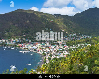 Dh Soufriere ST LUCIA CARAÏBES Vue sur Ville bay Banque D'Images