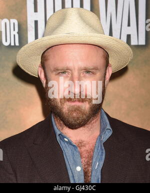 HOLLYWOOD, CA - le 10 août : l'Acteur Ben Foster arrive à la projection de films CBS' 'et Marées' à Hollywood ArcLight le 10 août 2016 à Hollywood, Californie. | Verwendung weltweit Banque D'Images