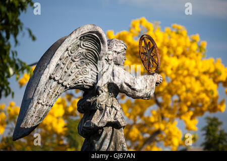 La statue d'un ange sur la plaza de Tequila, Jalisco, Mexique. Banque D'Images