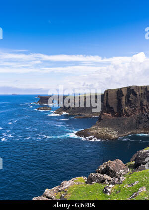 dh Coast ESHANESS SHETLAND Eshaness seacliffs Shetland Coast uk Cliff shetlands le nord du continent isles falaises paysage de l'île Banque D'Images
