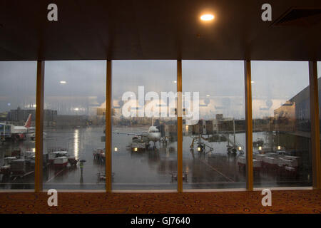 Le passage à la T2 Aéroport International de Mumbai Sahar Banque D'Images