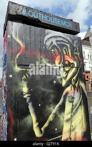 Du nord, l'Art en Stevenson Square Manchester, UK - Août2016 OUTHOUSEMCR Graffiti Wall Banque D'Images