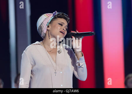 Singer l'Andra effectue jour pendant le 2e jour de la Convention Nationale Démocratique à la Wells Fargo Center le 26 juillet 2016 à Philadelphie, Pennsylvanie. Banque D'Images