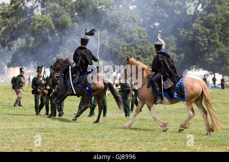 La cavalerie de Napoléon à la reconstitution de la bataille de Waterloo Banque D'Images