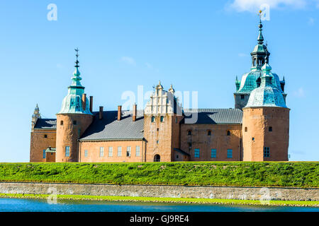 Kalmar, Suède - août 10, 2016 : Le château de Kalmar sous le soleil d'été. Le château est le mieux préservé de la renaissance nordique Banque D'Images