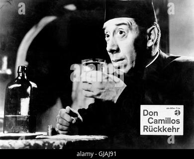 Le retour de Don Camillo, alias : Don Camillos Rückkerh, Frankreich/Italien 1953, Regie : Julien Duvivier, acteurs : Fernandel Banque D'Images