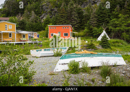 Boîte de sel colorés des maisons à East Bauline, Terre-Neuve et Labrador, Canada. Banque D'Images