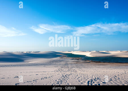 Des lagunes dans le désert du Parc National Lencois Maranhenses, Brésil Banque D'Images