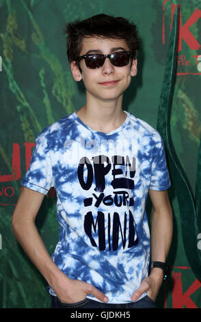 Los Angeles, CA, USA. 14Th Aug 2016. 14 août 2016 - Los Angeles, Californie - Aidan Gallagher. Kubo et les deux chaînes Premiere mondiale tenue à l'AMC Universal City Walk Universal Studios Hollywood à Los Angeles. Photo Credit : Crédit : AdMedia AdMedia/ZUMA/Alamy Fil Live News Banque D'Images