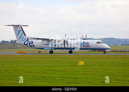 FLYBE. (De Havilland Canada DHC-8-402Q Dash 8). Banque D'Images