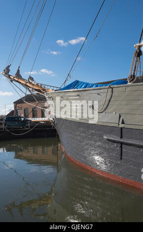 Bateau à voile à Kaskelot en Gloucester docks pour la restauration et l'entretien Banque D'Images