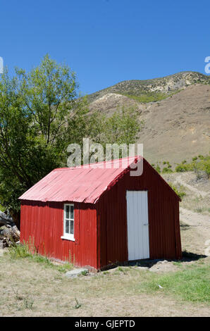 Haut pays refuge de bergers, d'oie, le Museau plat, Clarence River, South Island, New Zealand Banque D'Images