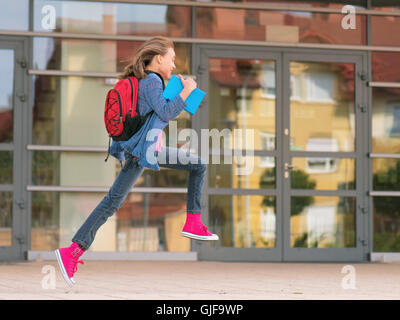 Retour à l'école de fille Banque D'Images