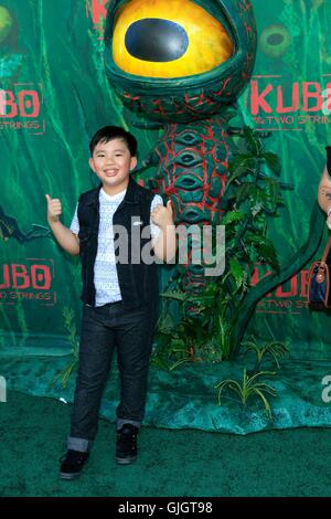 Albert Tsai aux arrivées pour les chiens de guerre chinois TCL, Premiere 6 cinémas (autrefois Grauman's), Los Angeles, CA 15 août 2016. Photo par : Priscilla Grant/Everett Collection Banque D'Images