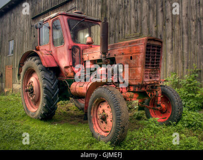 vieux tracteur Banque D'Images