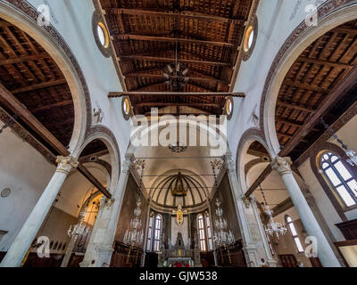 Intérieur de l'église de San Pietro Martire, Murano, en Italie. Banque D'Images